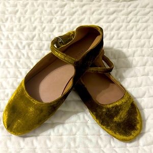 Dôen Velvet Leather Mary Janes new